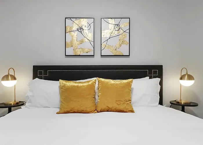Cozy 2br - Perfect For A Seamless - Montrose 1a Apartment Chicago